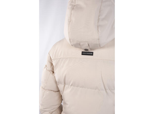 Liv Parka Sandshell L Padded channels parka 