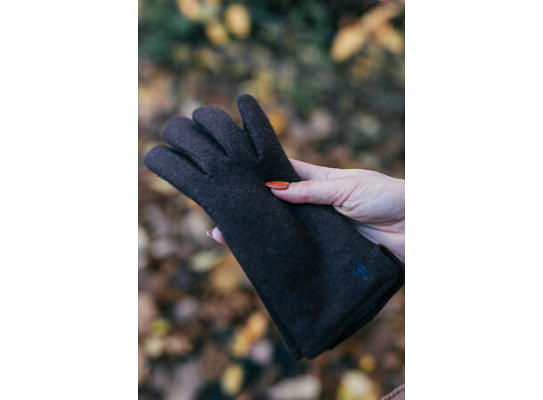 Salka Glove Brown One Size Wool glove 