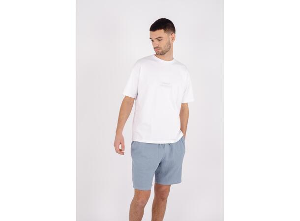 Alvaro Tee White XXL Embossed logo tee 