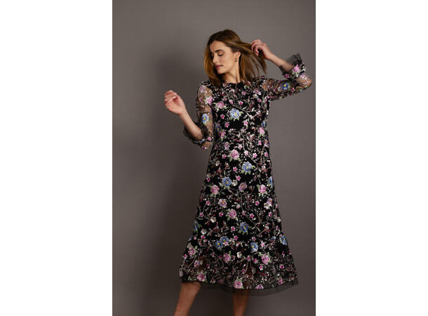 Queenie Dress Black Multi S Embroidered dress Urban Pioneers AS