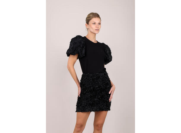Allis Top Black XL Top with flower sleeves 