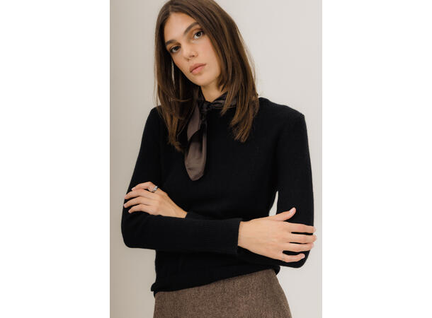 Camila Sweater Black S Crewneck sweater 