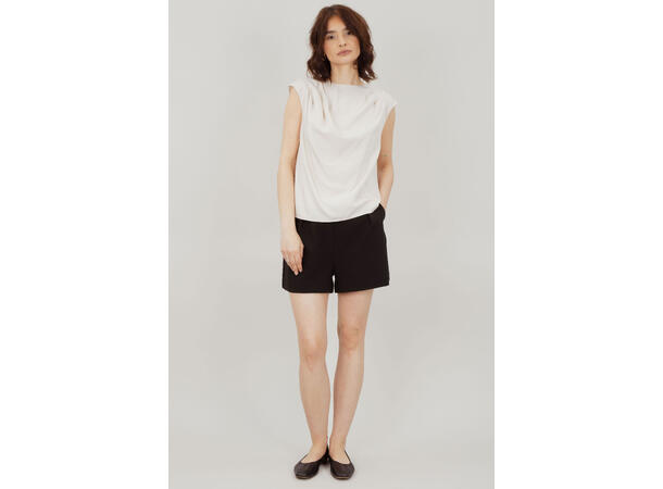 Kylie Shorts Black 27 A-shaped shorts 