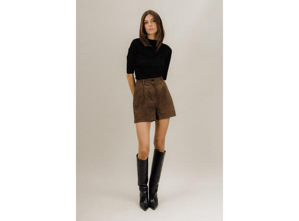 Jayla Suede Shorts Chocolate Brown L Goat suede shorts 