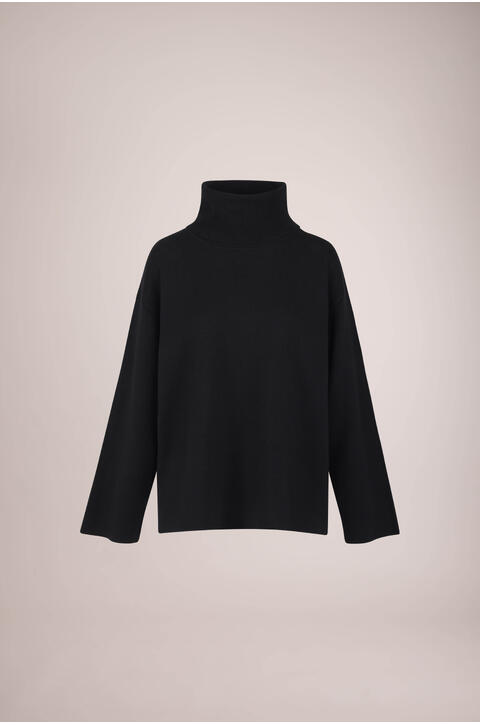 Maxima Sweater Loose turtleneck sweater