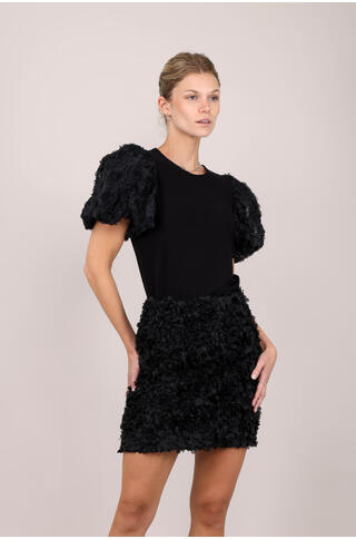 Allis Top Top with flower sleeves