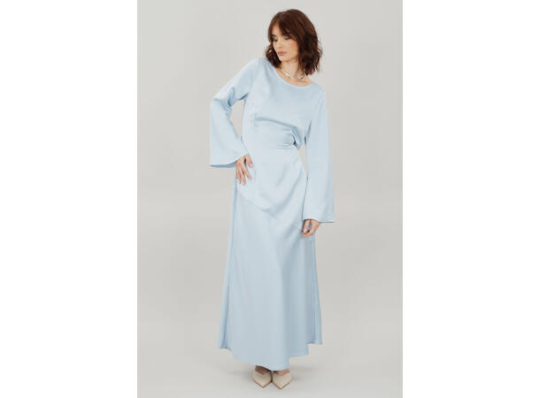 Sanne Dress Light Blue XL Satin dress with open back 
