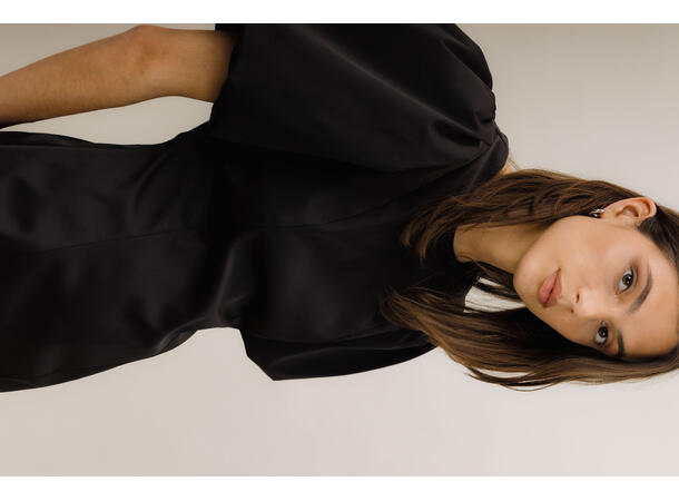 Elodie Dress Black S Puffed sleeves dress 